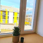 Near Telliskivi Creative With Free Parking شقة